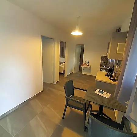 Bella De Lux Hotel 3*